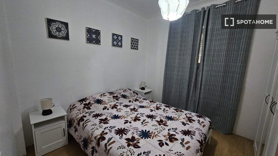 Apartment mono Lisbon, 95m² — photo 54