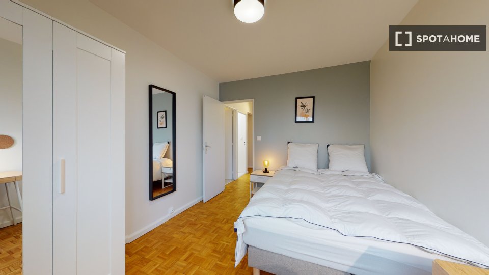 Double room Paris, 12 beds — photo 4