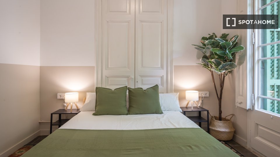 Double room Barcelona, 4 beds, 90m² — photo 6