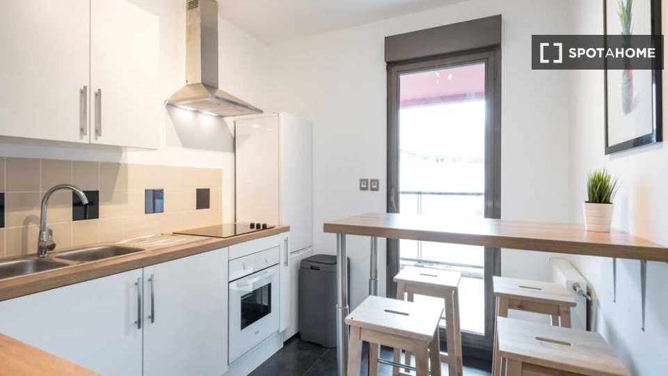 Double room Lyon, 4 beds, 90m² — photo 9