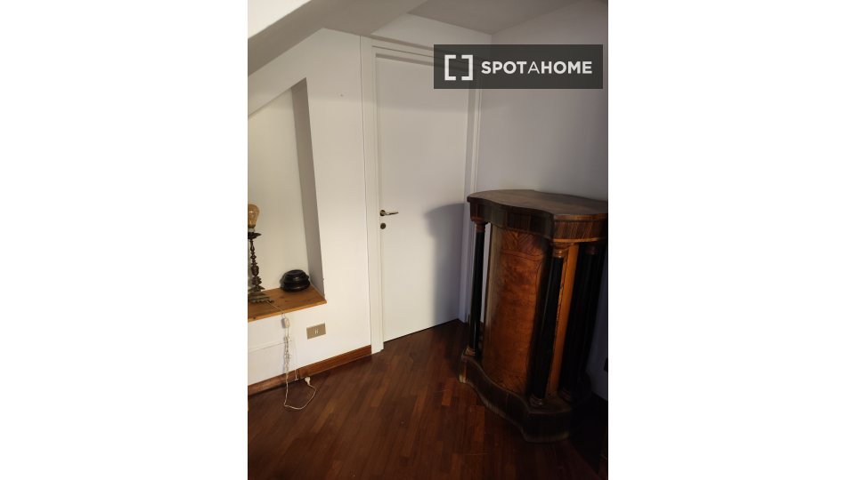 Double room Bologna, 2 beds — photo 3
