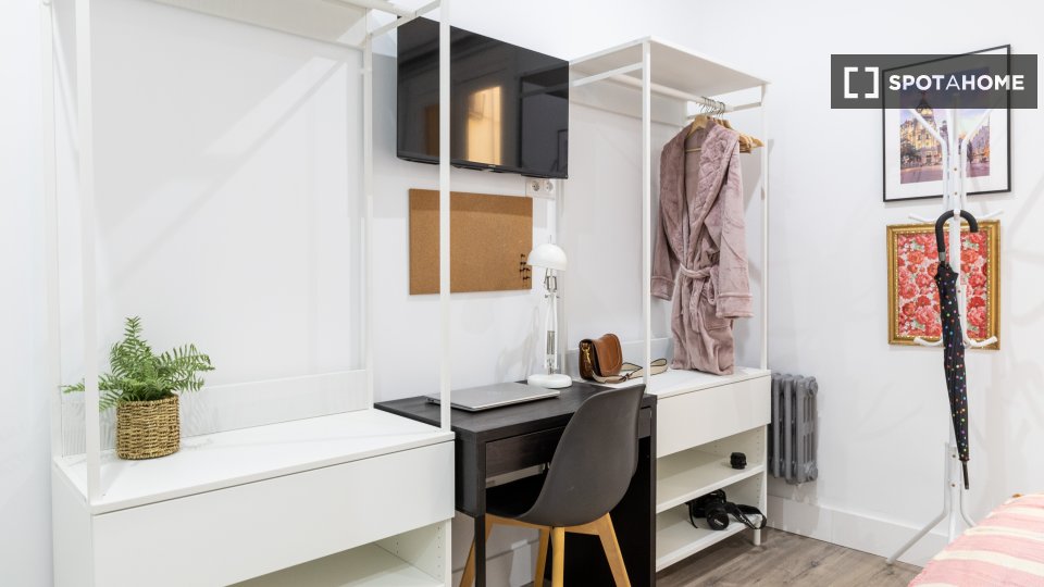 Camera doppia Madrid, 9 camere, 210m² — foto 2