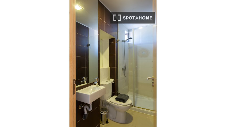 Apartment Coimbra, 2 beds, 75m² — photo 23