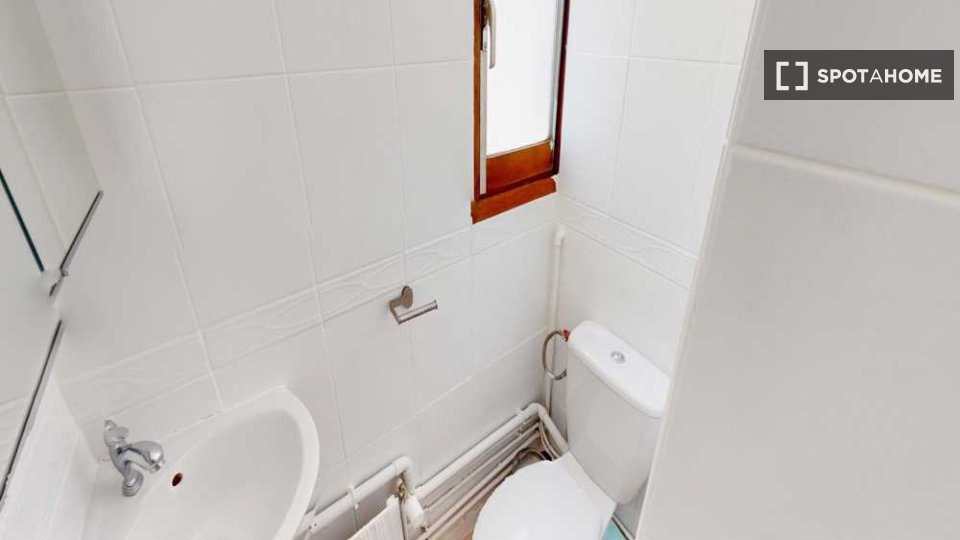 Double room Paris, 5 beds, 100m² — photo 10