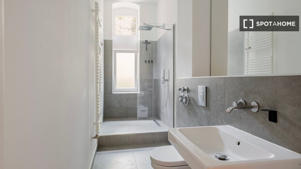 Apartment Berlin, 2 beds, 89m² — photo 1