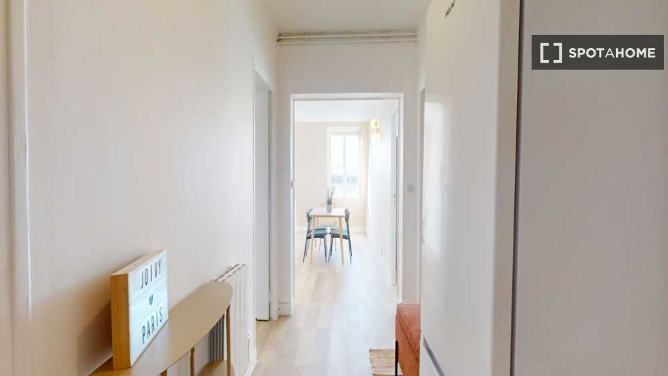 Double room Paris, 5 beds, 120m² — photo 13