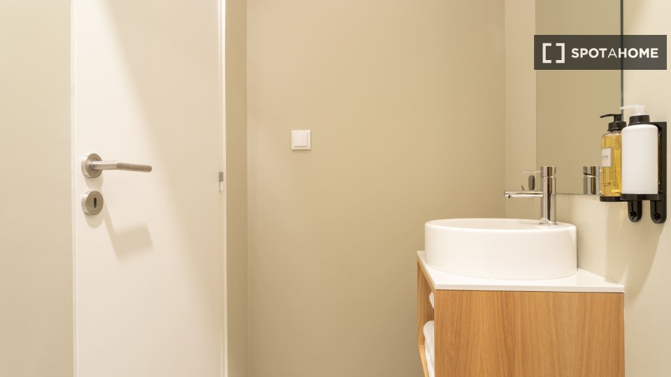 Apartment mono Lisbon, 25m² — photo 14