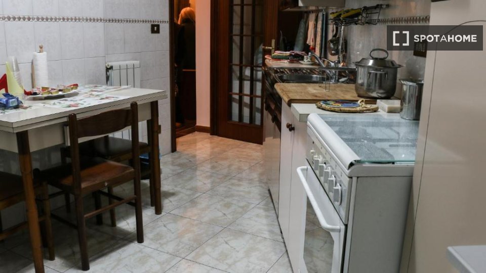 Apartment Rome, 2 beds — photo 14