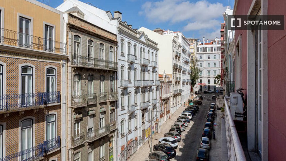 Double room Lisbon, 13 beds — photo 29