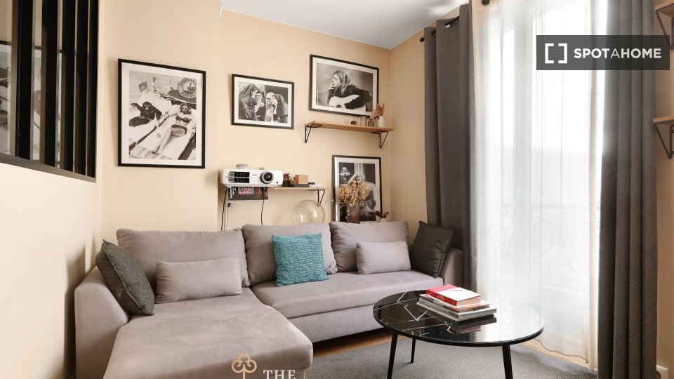 Appartamento con 1 camera da letto in affitto a Montorgueil, Parigi - in Paris