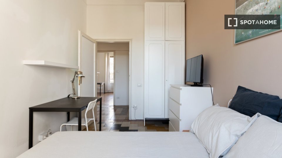 Double room Milan, 5 beds, 120m² — photo 2
