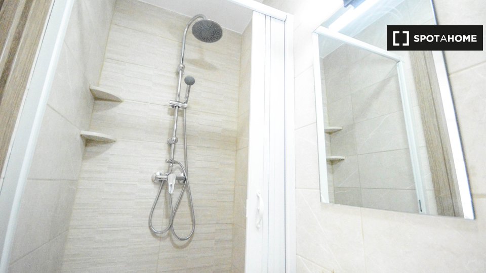Double room Valencia, 4 beds — photo 5
