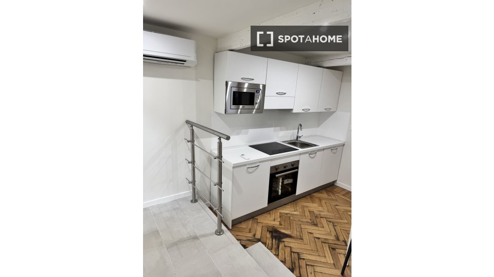 Double room Florence, 3 beds, 130m² — photo 2