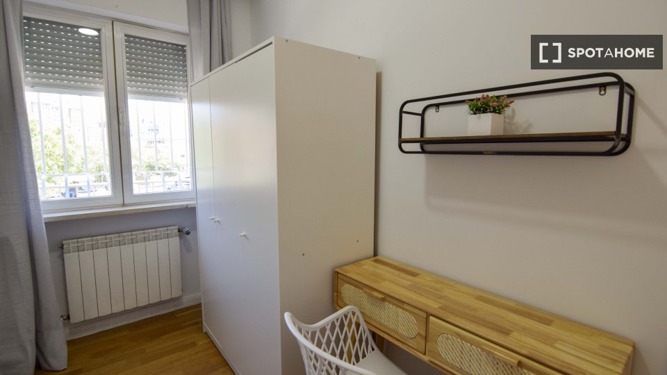 Double room Madrid, 11 beds, 503m² — photo 30