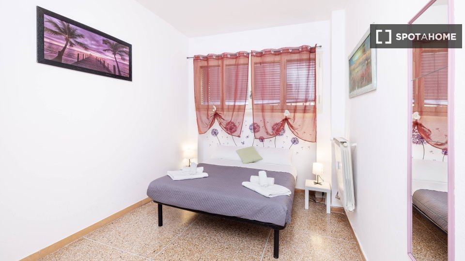 Double room Bologna, 3 beds, 100m² — photo 1