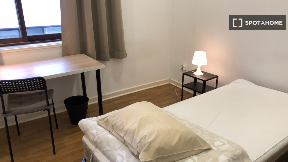 Apartment Coimbra, 4 beds, 129m² — photo 34