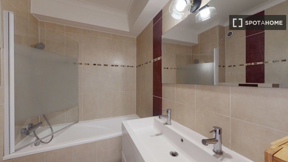 Double room Paris, 15 beds — photo 14