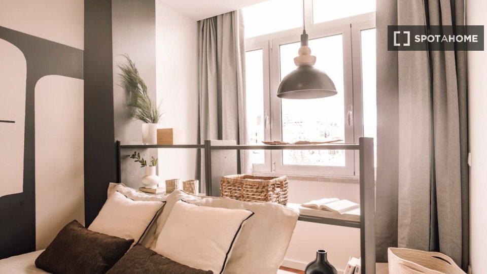 Apartment Lisbon, 2 beds — photo 14