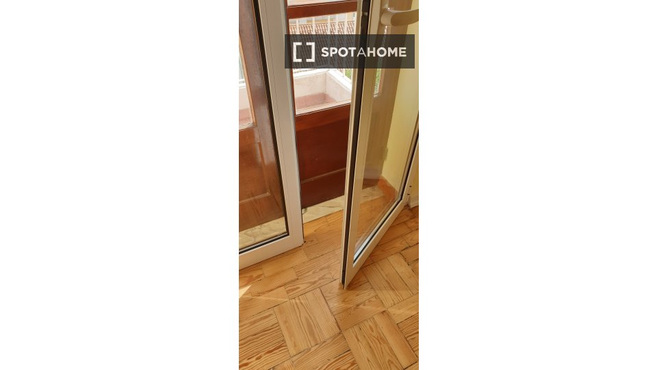 Double room Coimbra, 4 beds, 150m² — photo 10