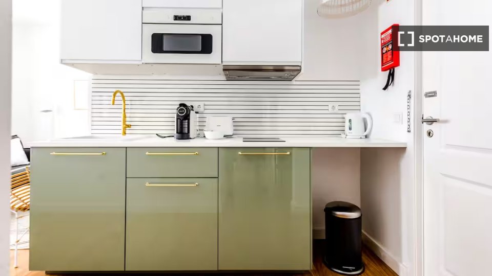 Apartment Lisbon, 2 beds — photo 10