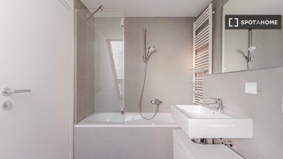 Apartment Vienna, 1 bed, 70m² — photo 9