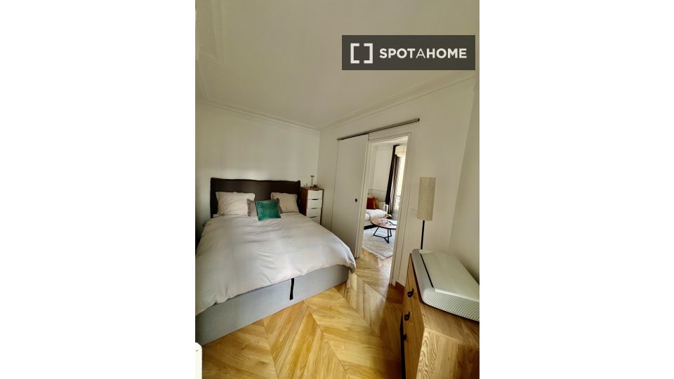 Apartment Paris, 1 bed, 32m² — photo 3