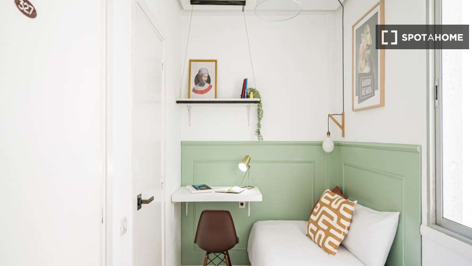 Double room Madrid, 67 beds — photo 6