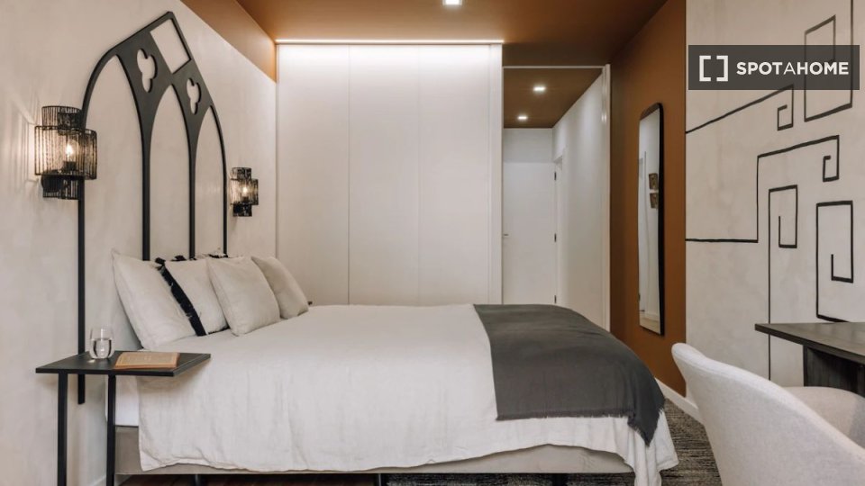 Apartment Lisbon, 2 beds — photo 10