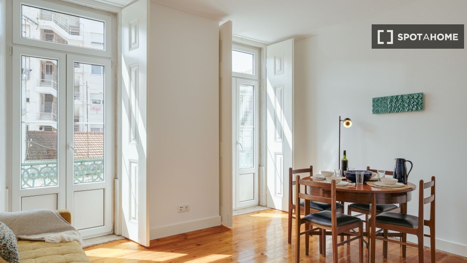 Apartment Lisbon, 1 bed, 65m² — photo 4