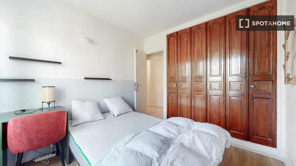 Double room Paris, 15 beds — photo 10