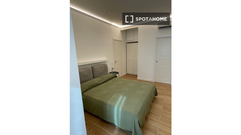 Apartment Naples, 1 bed, 50m² — photo 19