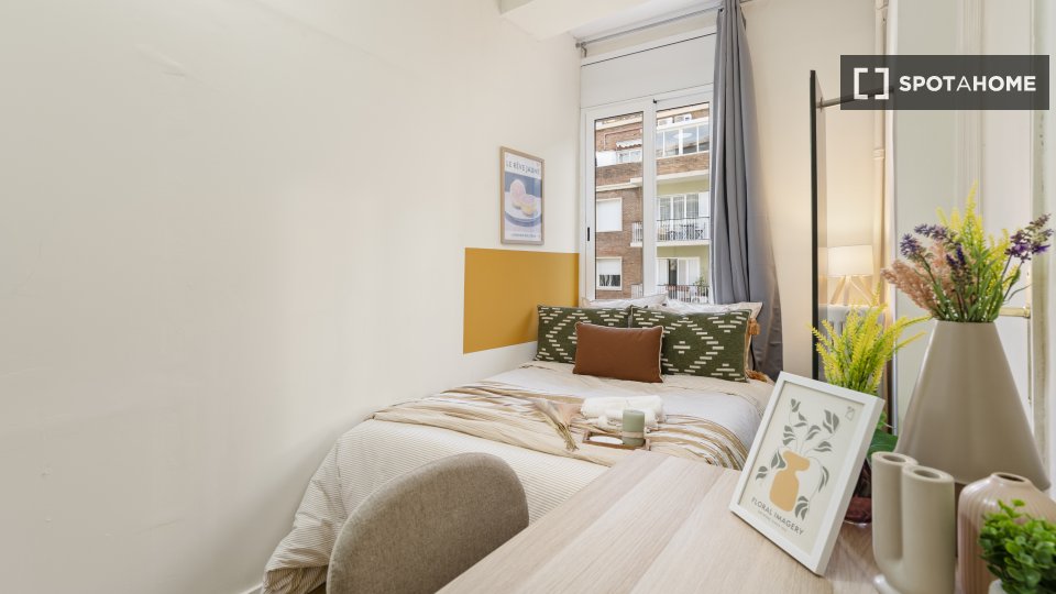 Double room Barcelona, 8 beds, 150m² — photo 30