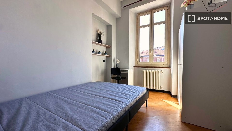 Double room Turin, 2 beds — photo 14
