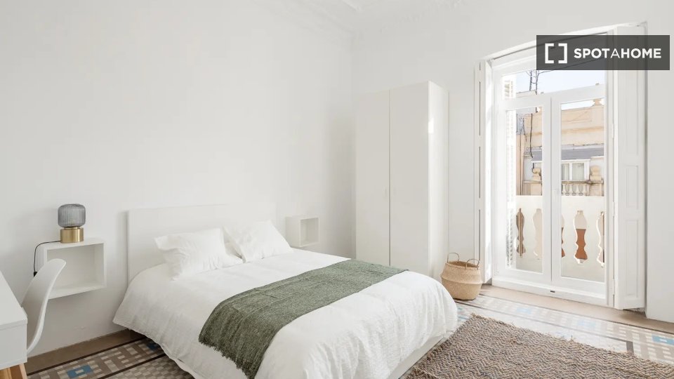 Double room Valencia, 5 beds — photo 5