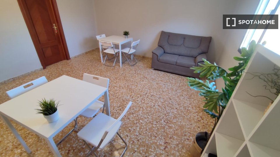 Chambre double Madrid, 4 chambres — photo 15
