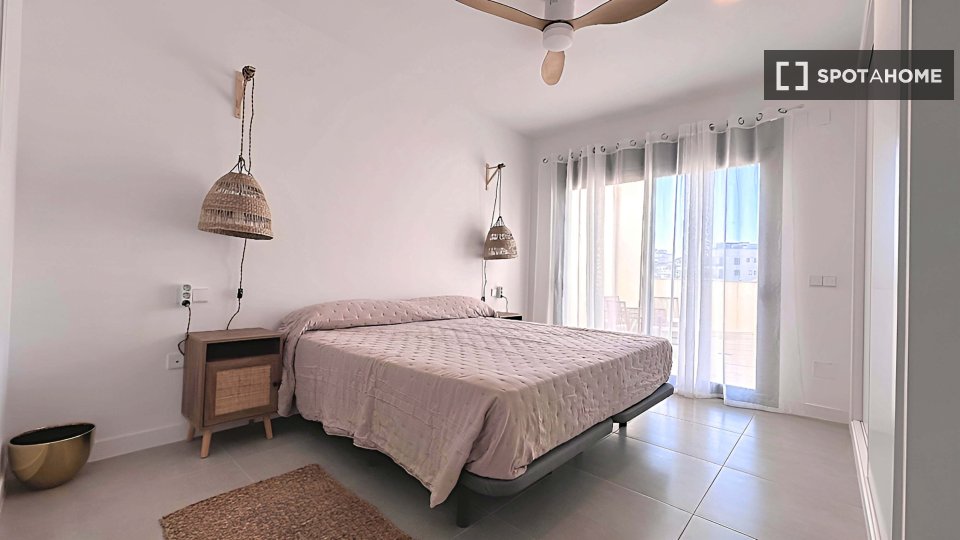 Apartment Malaga, 2 beds, 120m² — photo 8