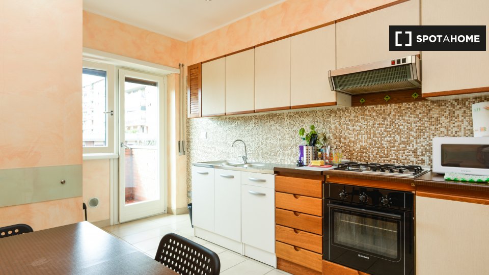 Double room Rome, 4 beds — photo 4