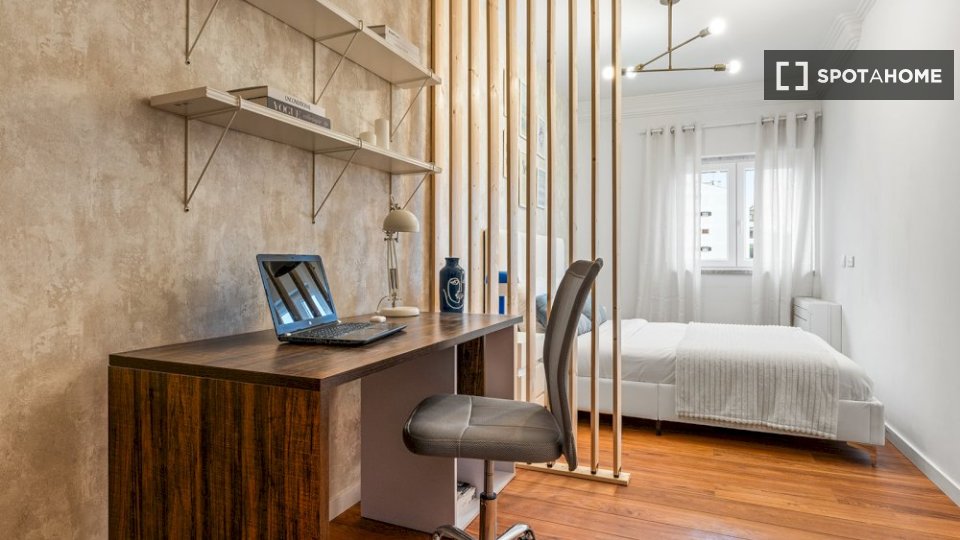 Double room Lisbon, 9 beds — photo 1