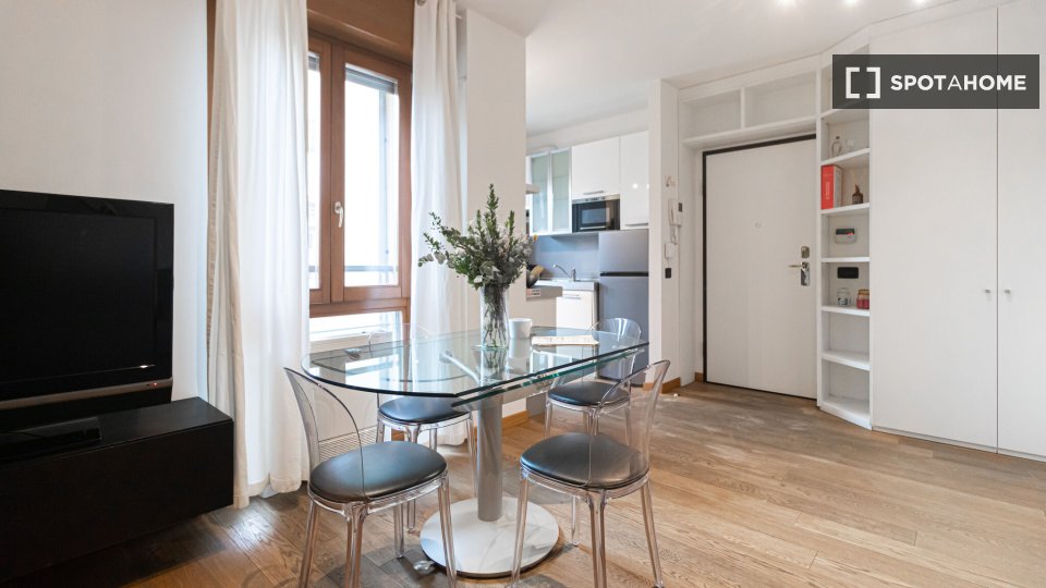Apartment Milan, 1 bed, 60m² — photo 11