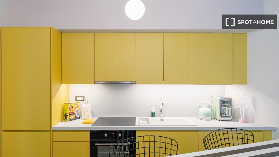 Apartment mono Athens, 55m² — photo 2