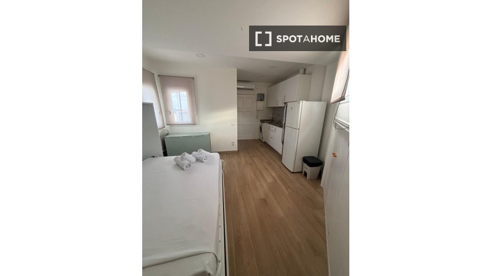 Apartment mono Barcelona, 25m² — photo 6