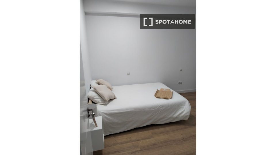 Double room Las_Palmas_De_Gran_Canaria, 7 beds — photo 5