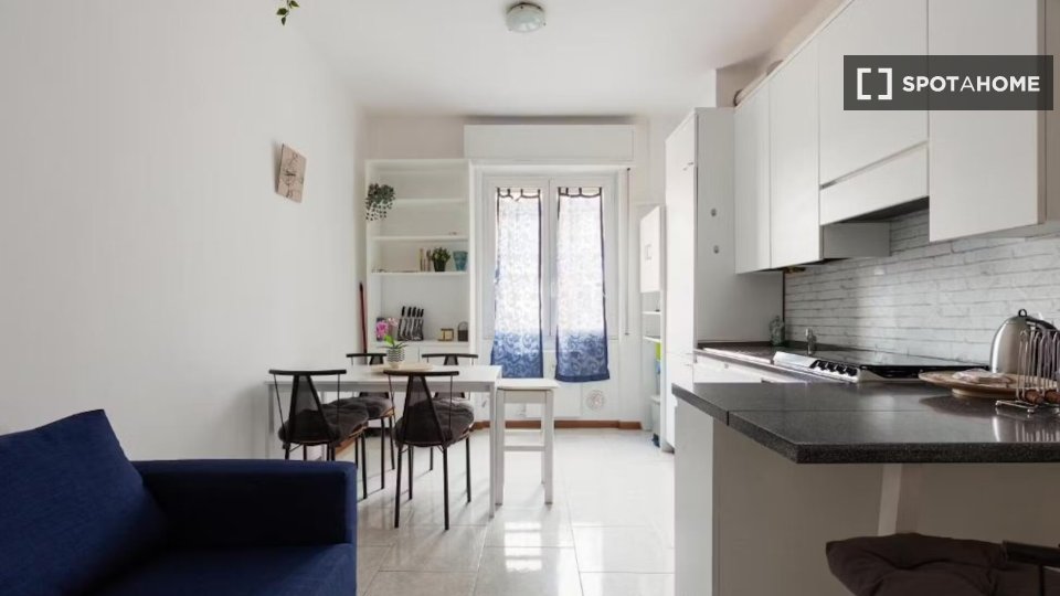 Apartment Milan, 1 bed, 45m² — photo 2