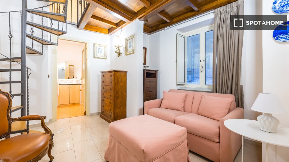Apartment Naples, 1 bed — photo 11