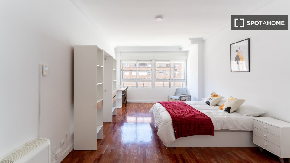 Double room Madrid, 7 beds — photo 29