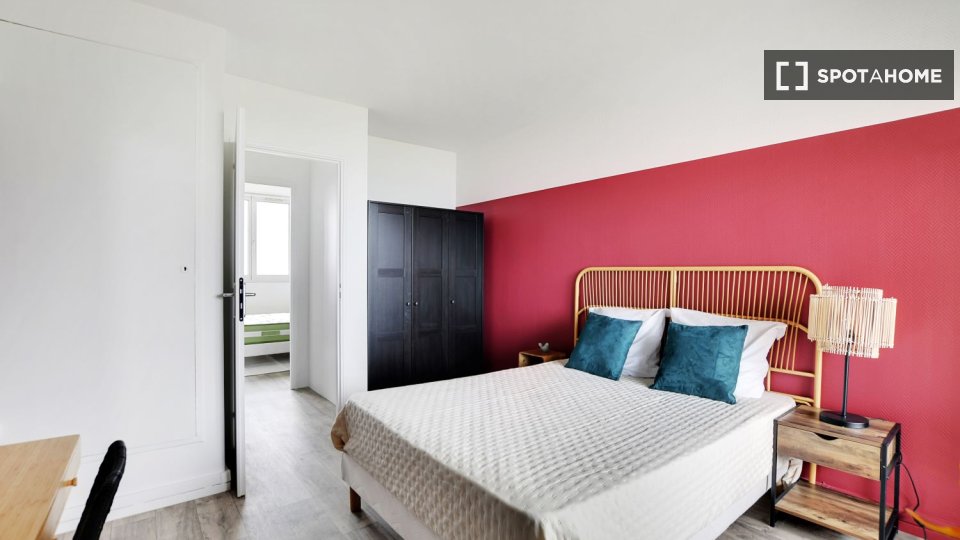 Double room Paris, 4 beds — photo 21