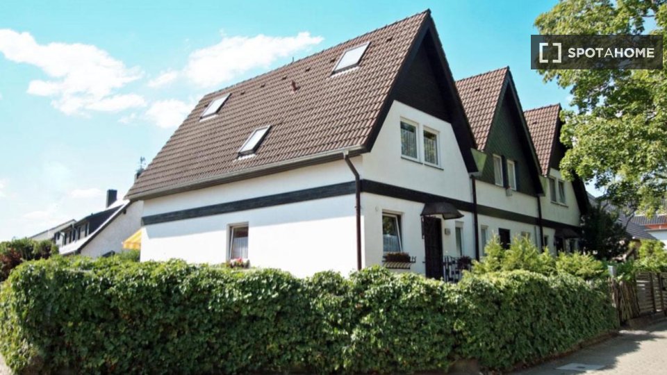 Wohnung 4 Schlafzimmer, mit Klimaanlage