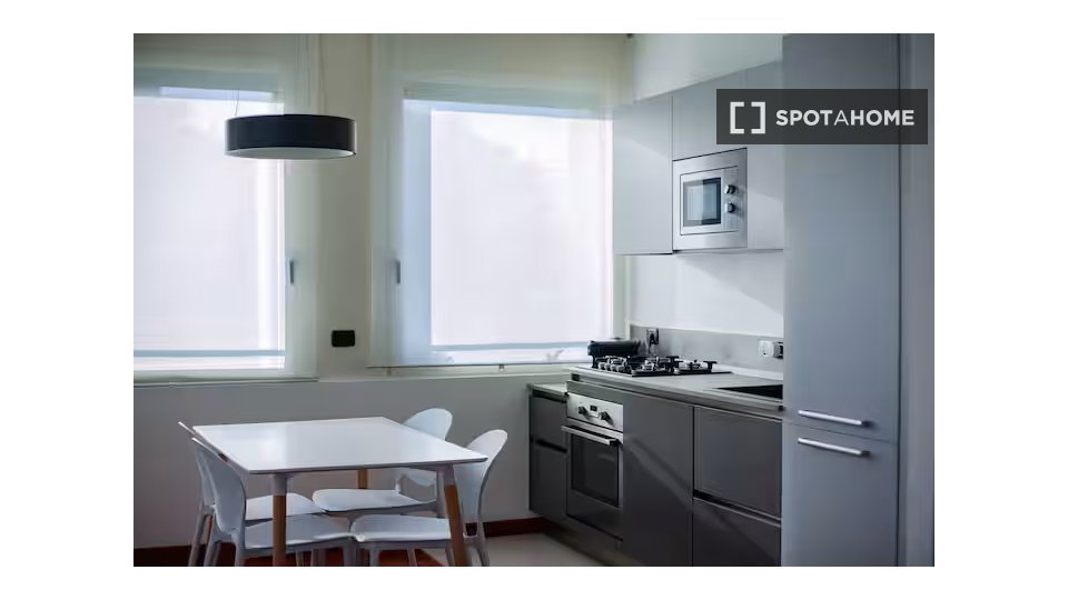 Apartment Milan, 1 bed, 53m² — photo 14