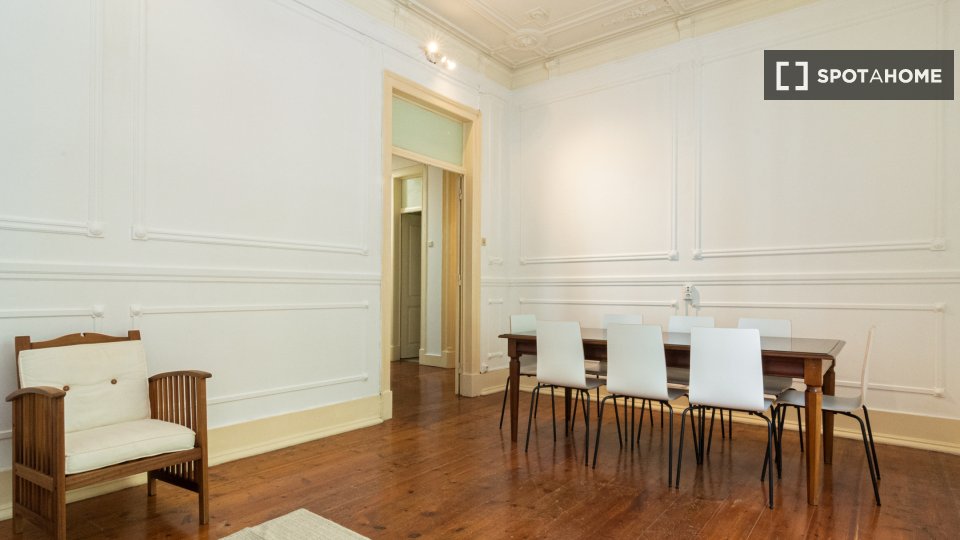 Double room Lisbon, 11 beds — photo 10