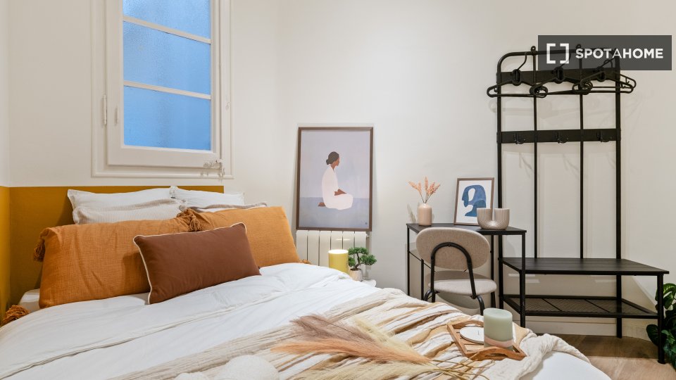 Double room Barcelona, 5 beds, 100m² — photo 47